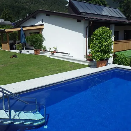 Haus Thomas *